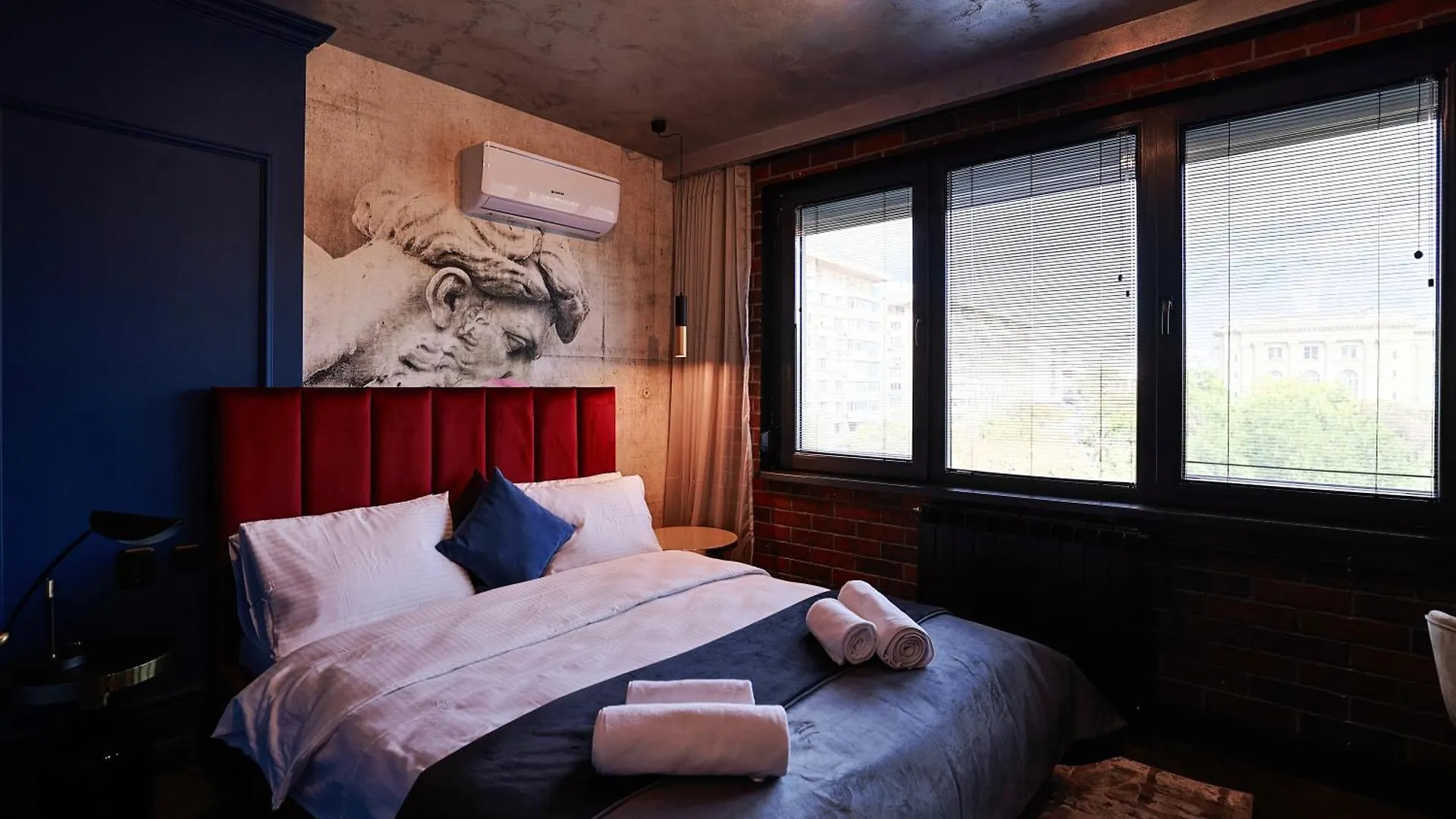 Harley Quinn Apartment Bucharest 0*,  Romania