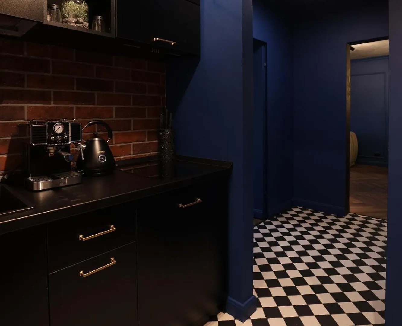 Harley Quinn Apartment Bucharest